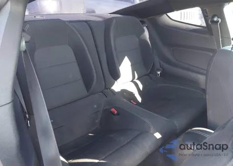 2016 Ford Mustang V6 z USA, uszkodzony, nr VIN 1FA6P8AM9G5221069